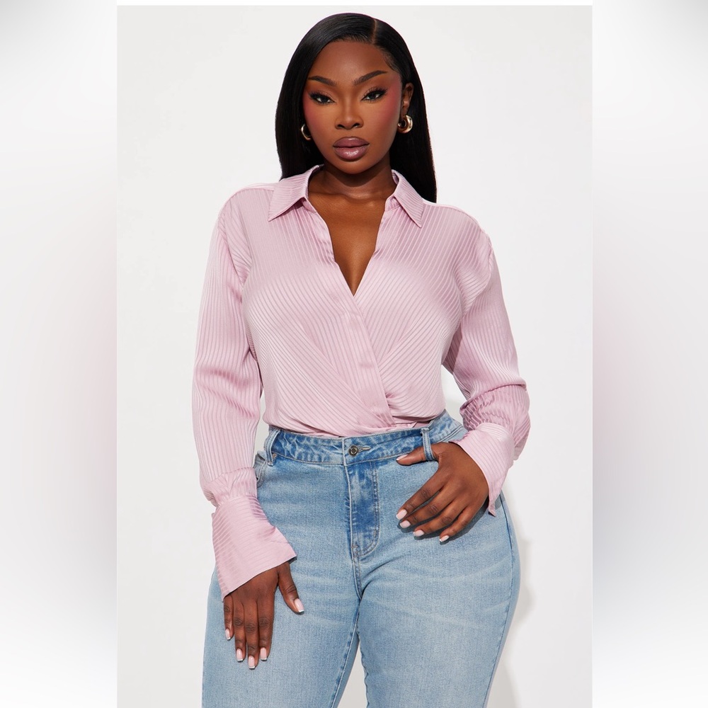 Chic Women's Pink Blouse